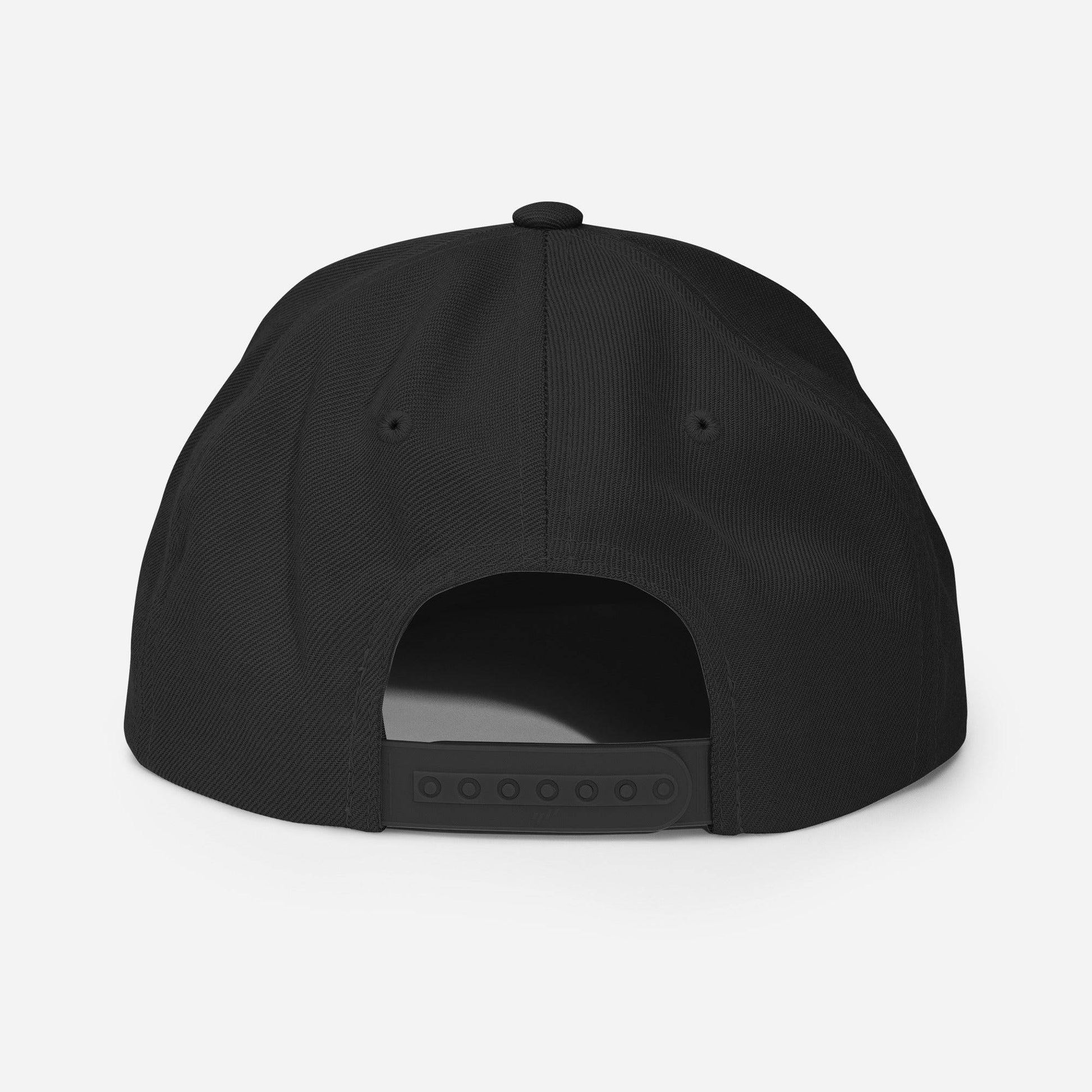 a black hat on a white background