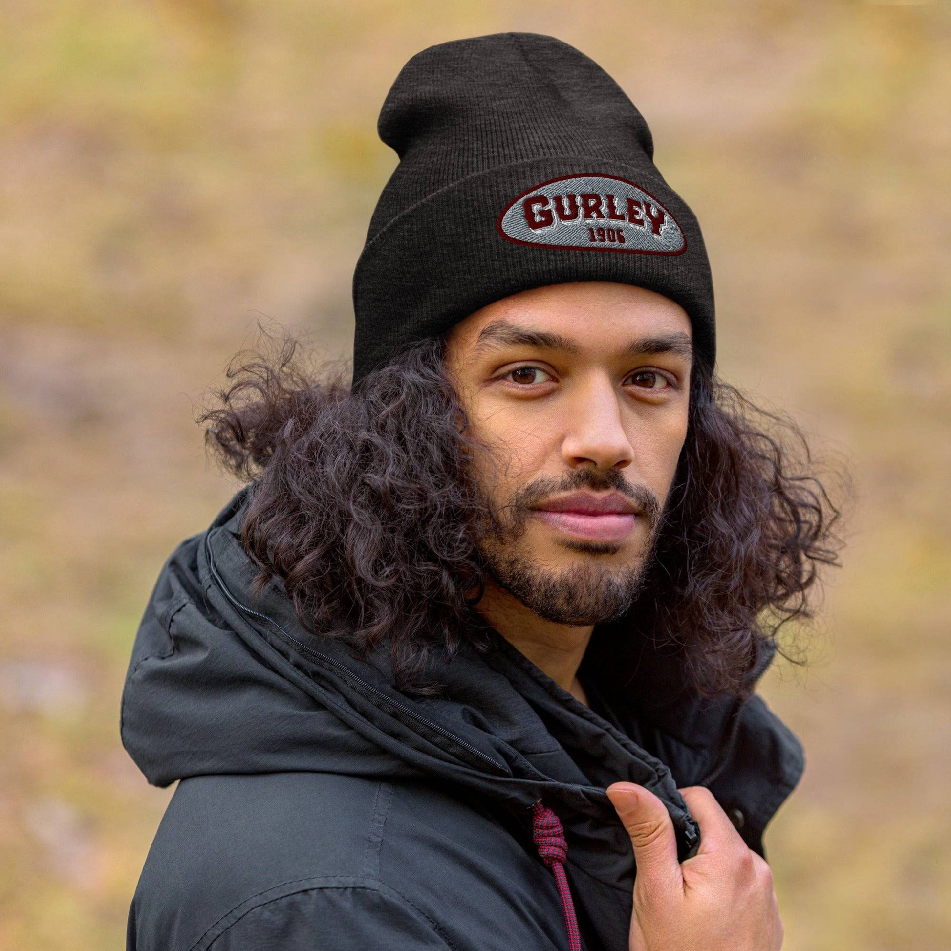 Model wearing Gurley 1906 beanie in black