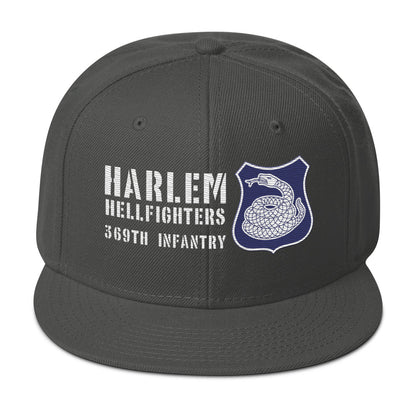 a grey hat with a white and purple rattlesnake crest on it with text that reads harlem hellfighters 369th infantry regiment